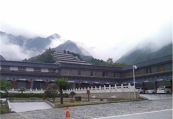 西安九龍山墓園碑型，和心愛的人永遠相伴