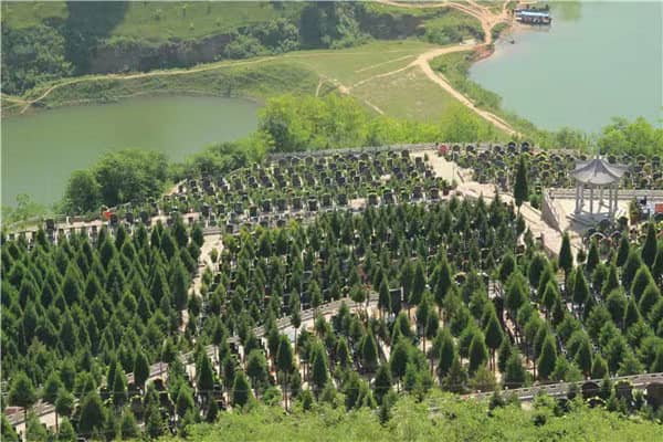 西安高橋墓園的價格是多少